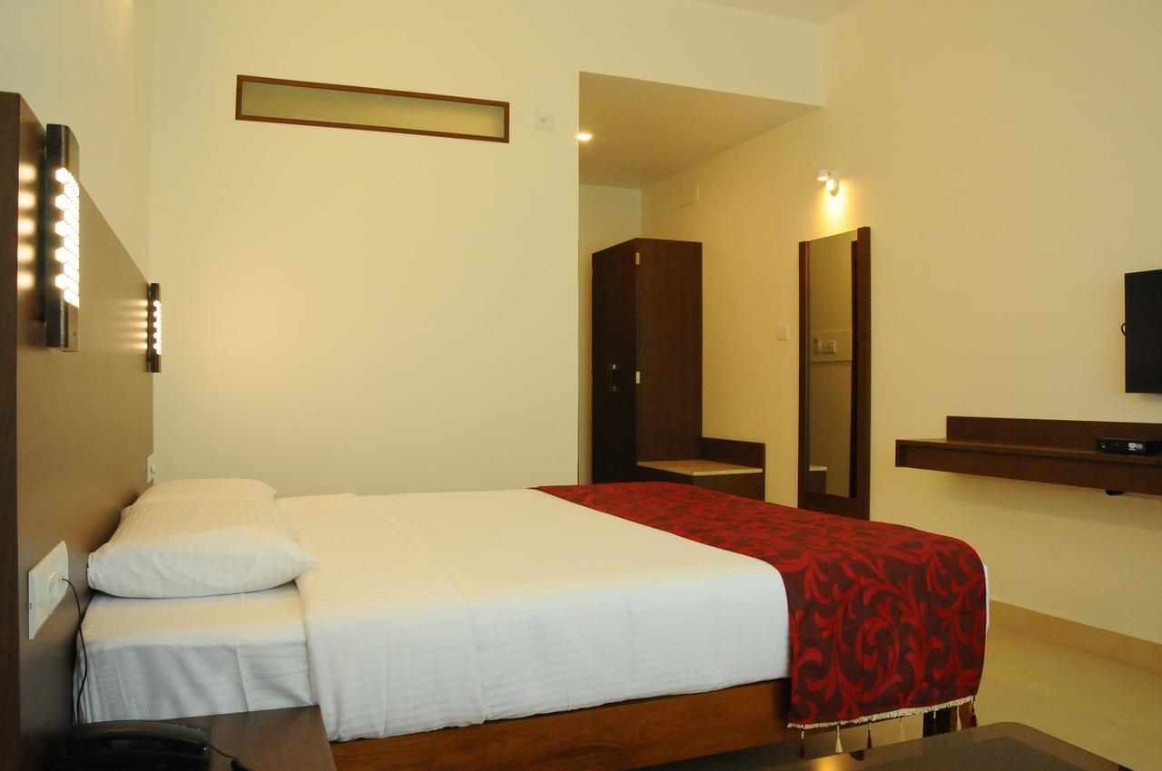 فندق Palguni Residency حسن المظهر الخارجي الصورة