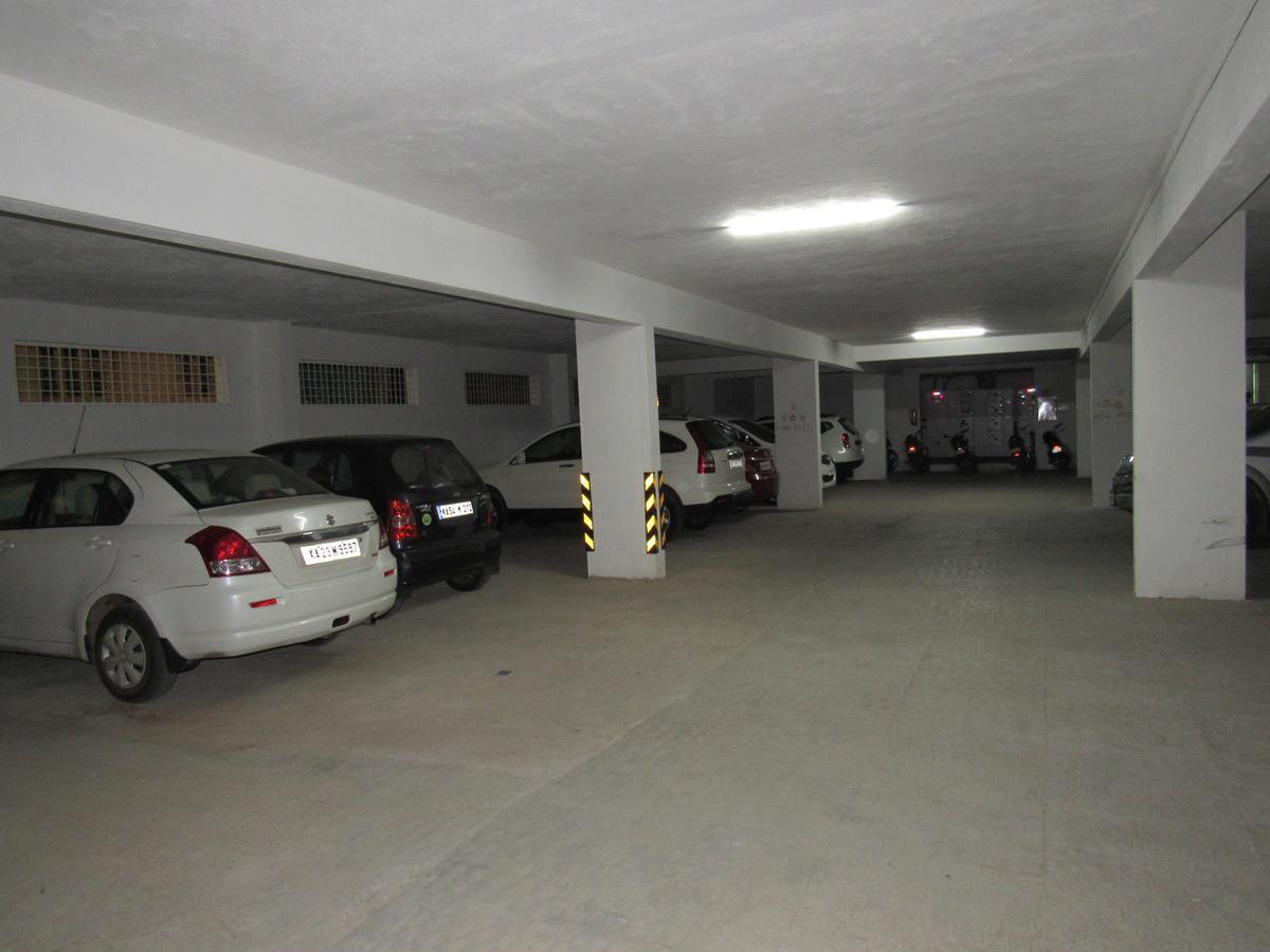 فندق Palguni Residency حسن المظهر الخارجي الصورة